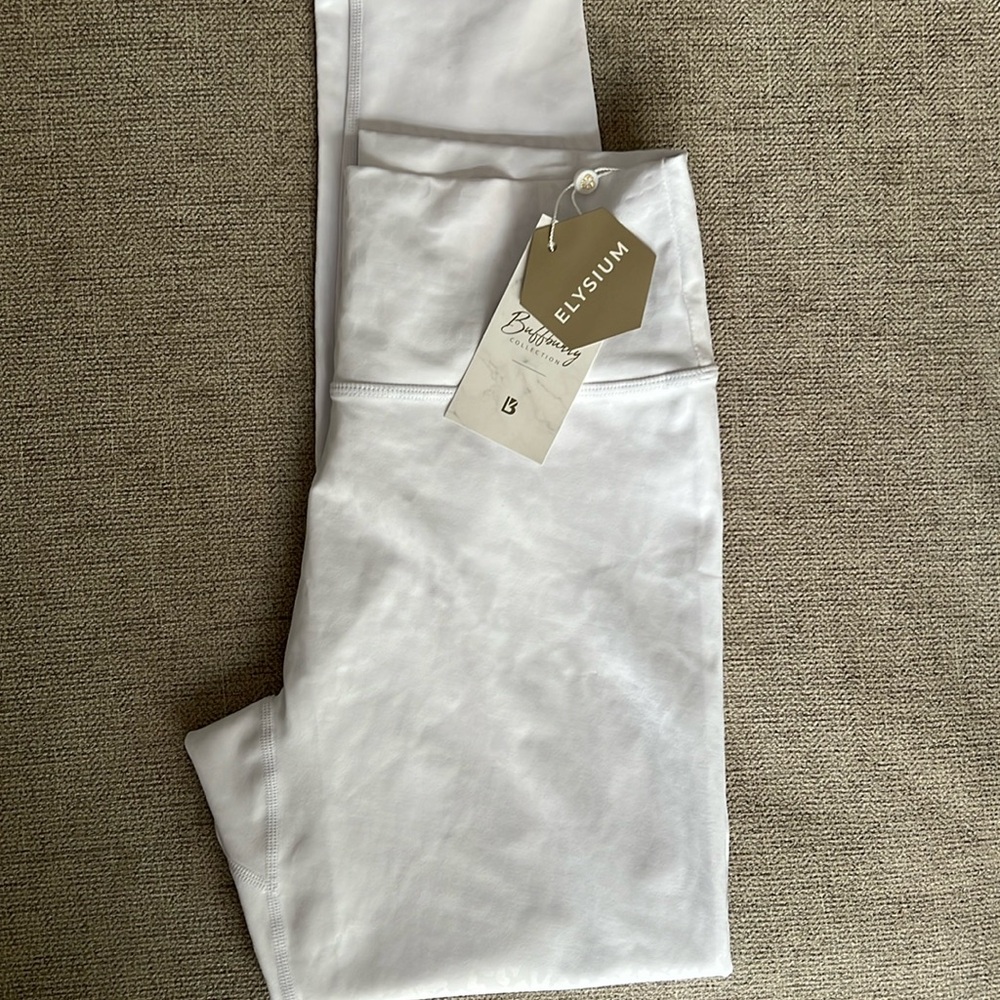 NWT Buff Bunny Leggings